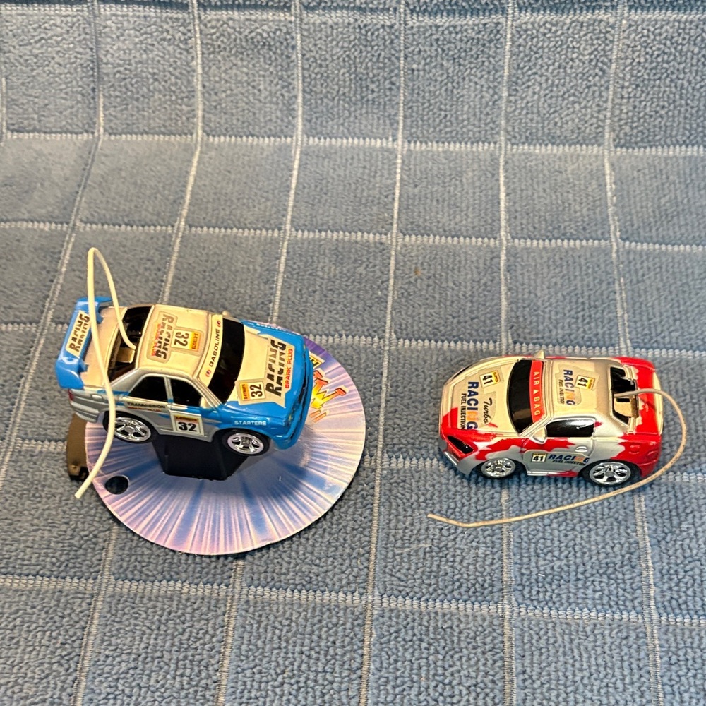 Mini Racer Remote Control Cars Set - Blue and Red - Picture 2 of 7